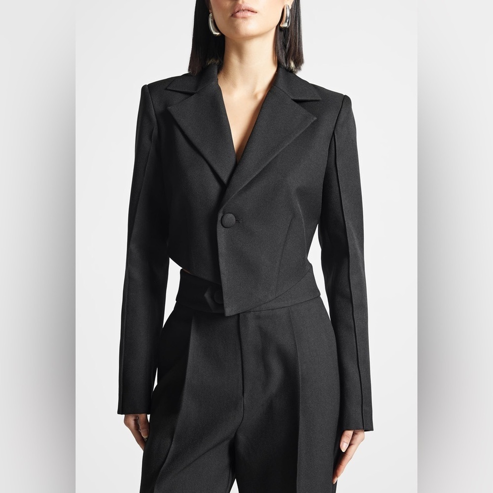 MANIERE DE VOIR | Dina Asymmetric Tailored Cropped Blazer